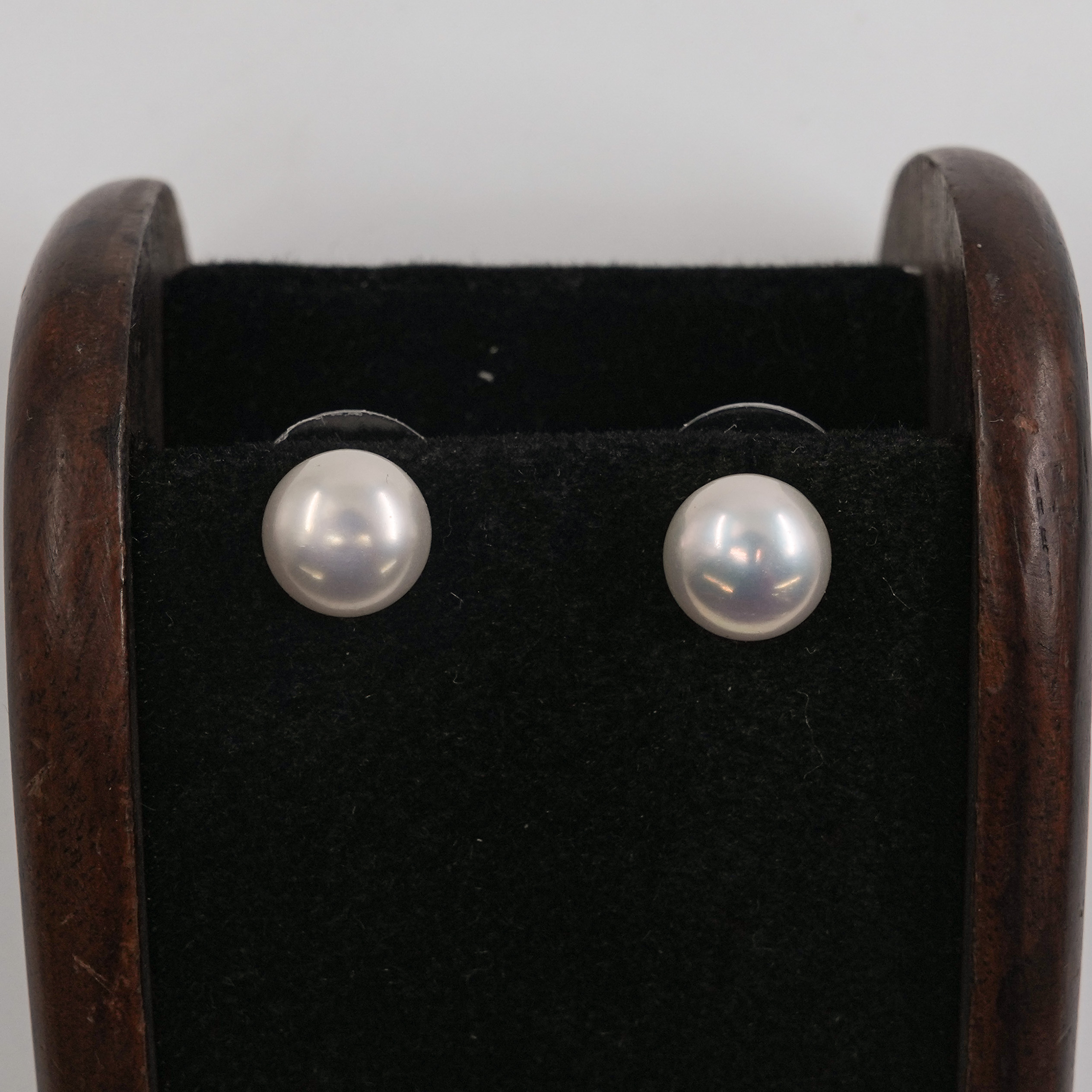 The Pearl Atelier by Kabra Pearls - Pearl Studs